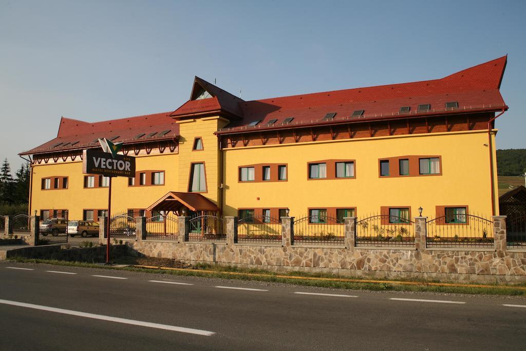 Motel Vector Gaesti Exterior photo